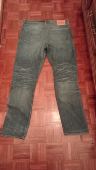 Calças de ganga Levi's 38 novas