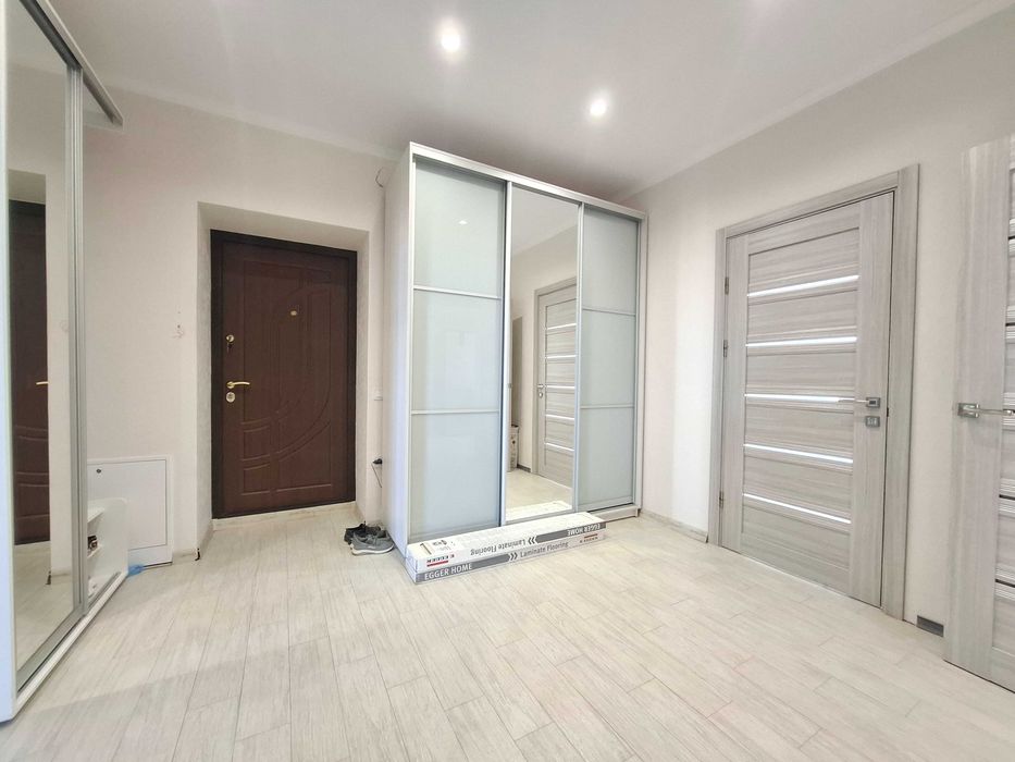 2 Кімнатна Квартира В Центрі Трускавця