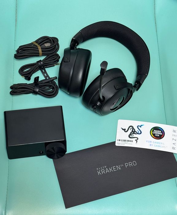 геймерські бeздротові Навушники Razer Kraken V4 Pro Wireless