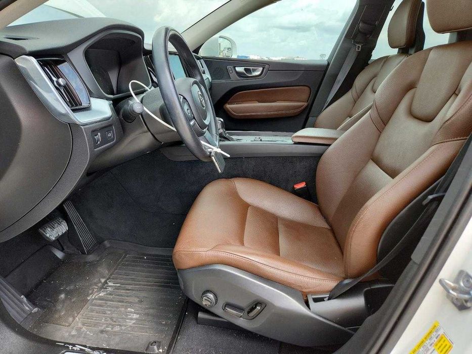 2018 Volvo XC60 T5