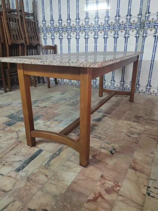 Mesa tampo em granito