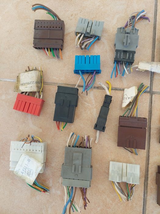 Conectores Peugeot 405