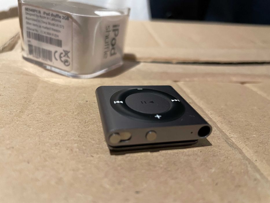 iPod Shuffle 2GB 4th Geneeration