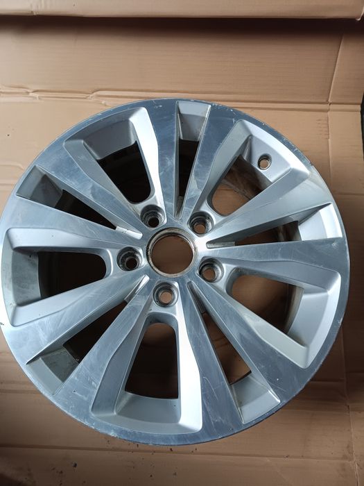 Felga 16 VW golf VII