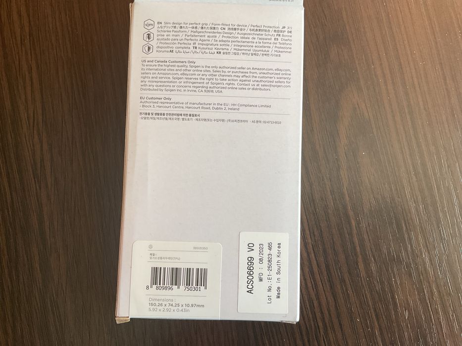 iphone 15 , 15 pro  spigen оригінал стан ідіал i iphone 16 pro ц за 2