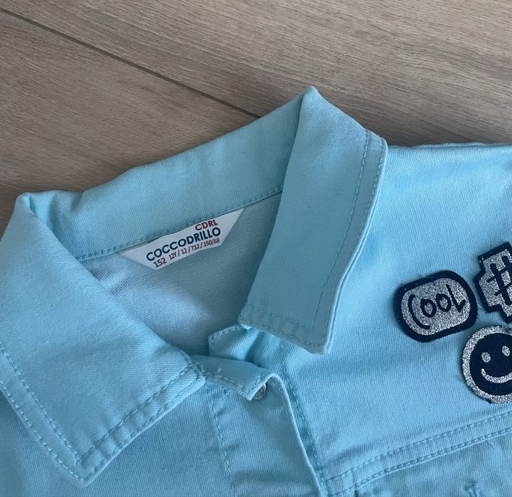 Джинсова куртка.