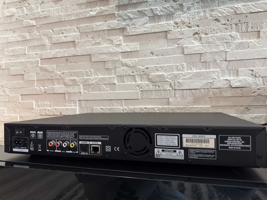Harman Kardon BDT 30 odtwarzacz Blu-Ray pilot stan BDB