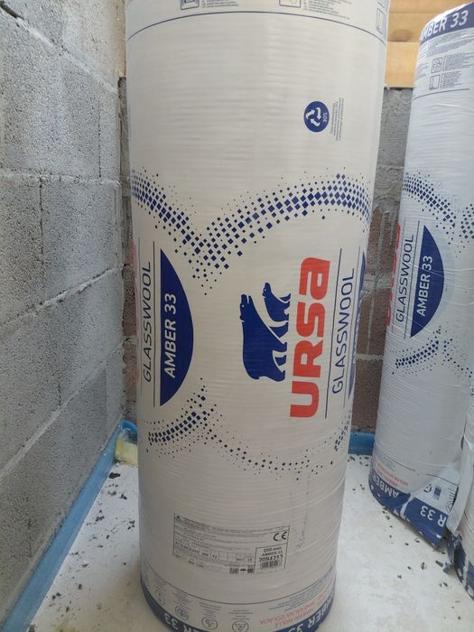Sprzedam Wełnę Ursa amber 0,33 gr 20cm, 55zl m2