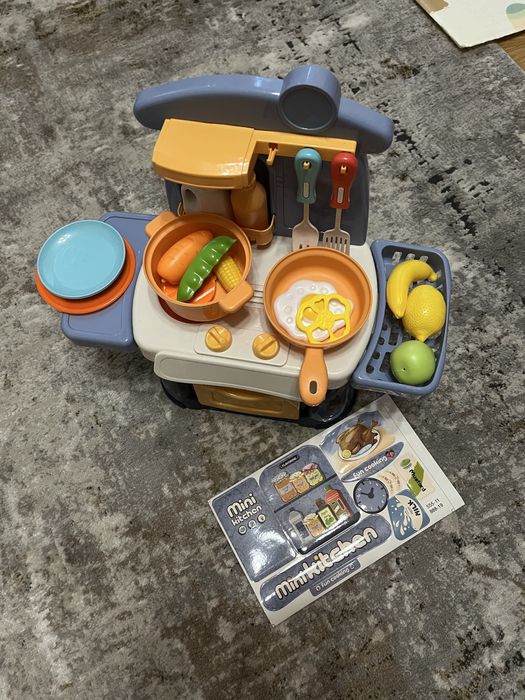 Дитяча кухня зі світлом і звуком