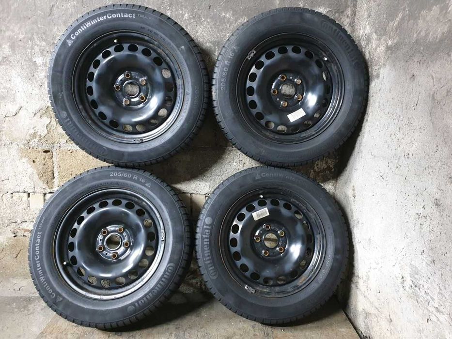 Felgi Sharan Alhambra R16 5x112 opony zima 205/60R16 7mm Continental