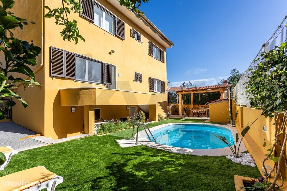 Moradia com 4 quartos, piscina e garagem | Caneças