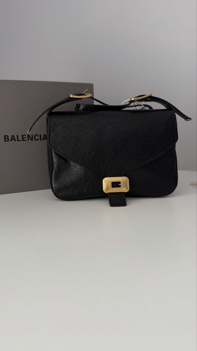 Сумка Balenciaga Rodeo Shoulder Bag