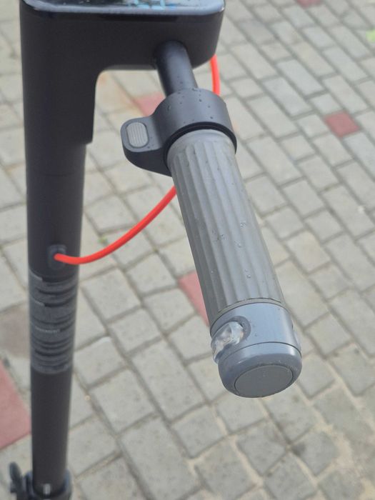 Електросамокат Xiaomi Electric Scooter 4 Pro Plus