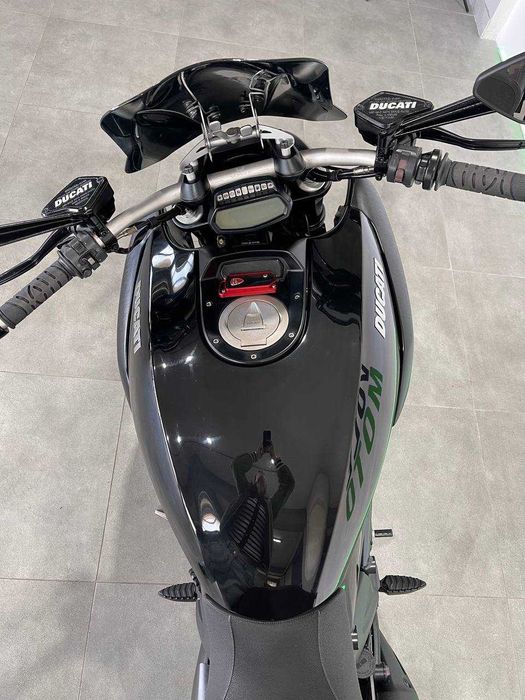 Мотоцикл Ducati diavel 1200