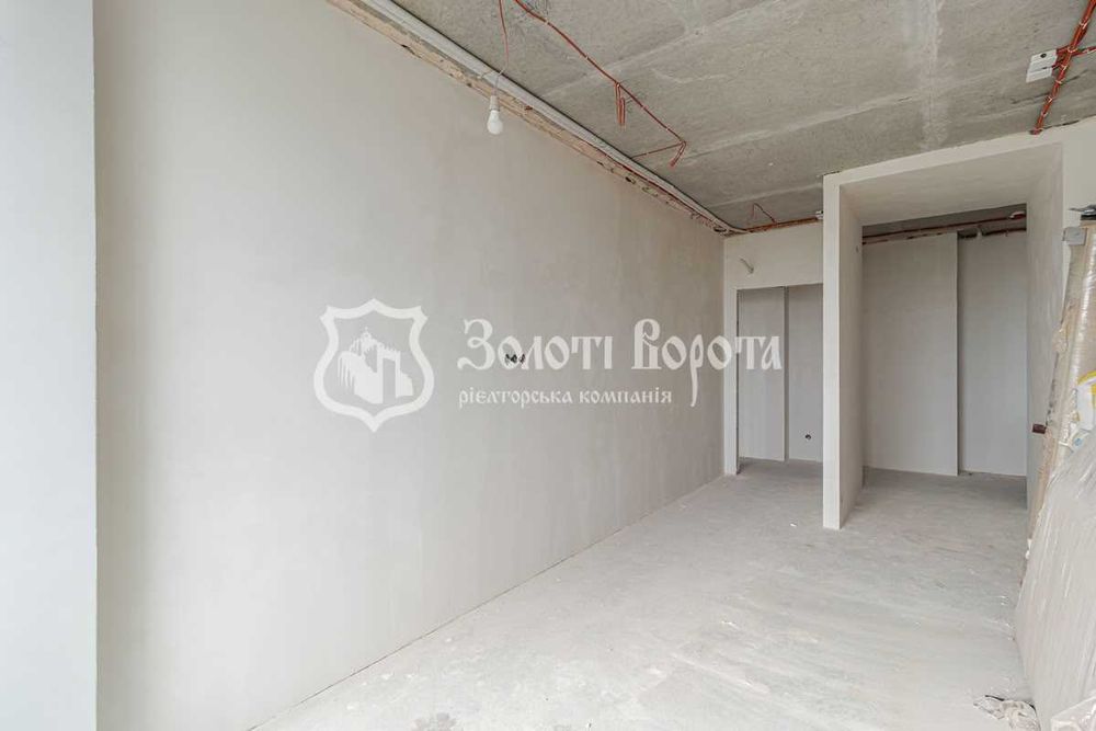 ЖК Метрополіс. Квартира з незакінченим ремонтом в зданому будинку!