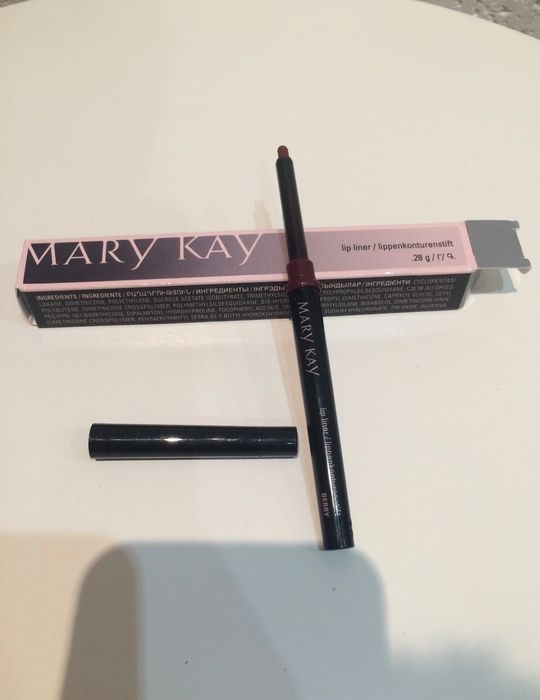 konturówka do ust Mary Kay