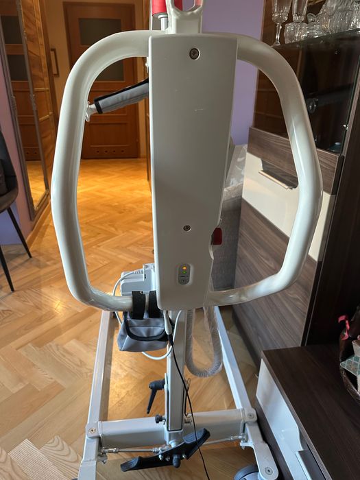 Podnośnik dla osoby niepełnosprawnej i starszej
