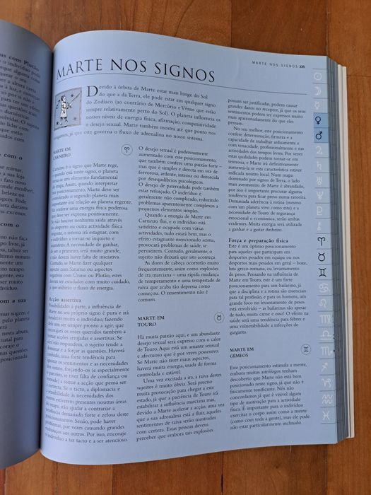 Manual completo de astrologia - Julia e Derek Parker