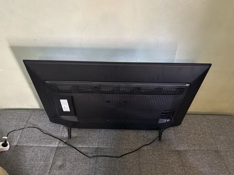 TCL 43P7K 43” 4K QLED Google TV – Como Nova