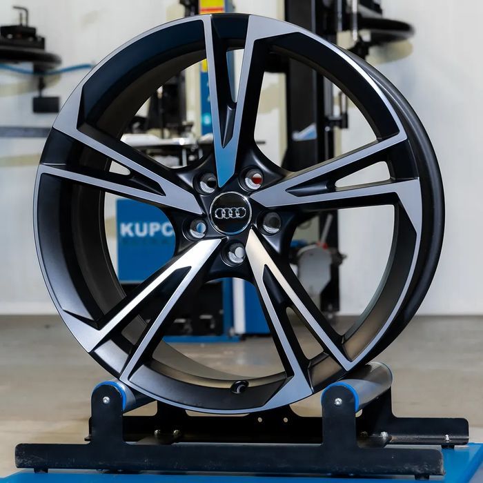 FABRYCZNIE NOWE Oryginalne Felgi Audi 20" A4 A5 S5 A6 A7 A8 Q3 Q5 Q7