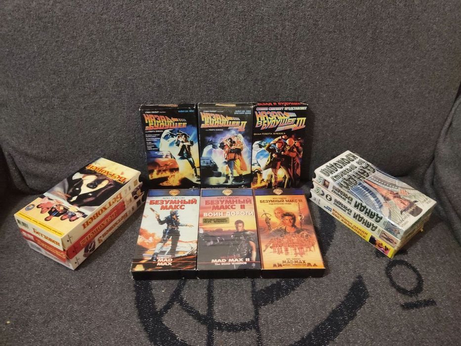 Продам видеокассеты лучшие серии фильмов VHS коллекция відеокасети