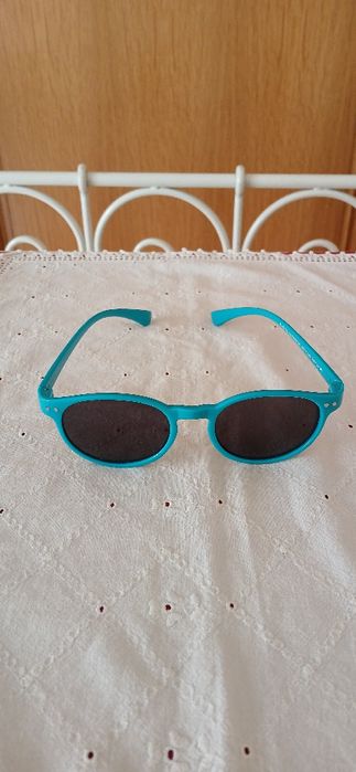 Óculos azuis, Meo, novos