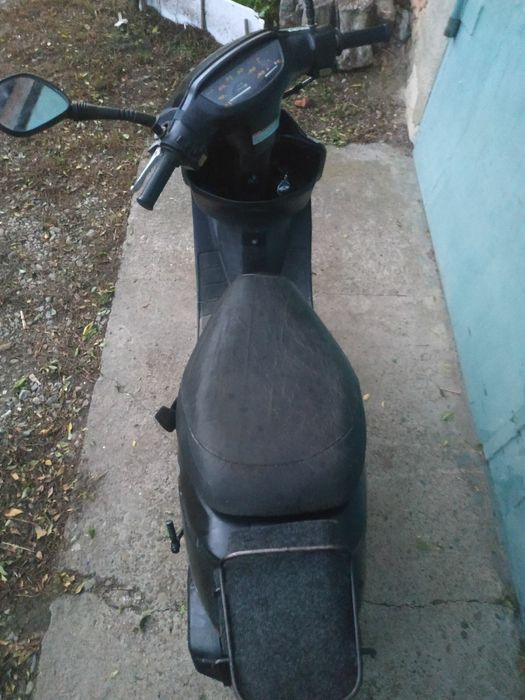 Скутер в доброму стані.