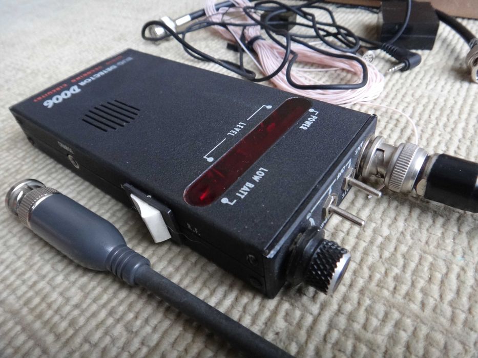 Индикатор поля Bug Detector D006, поисковый прибор