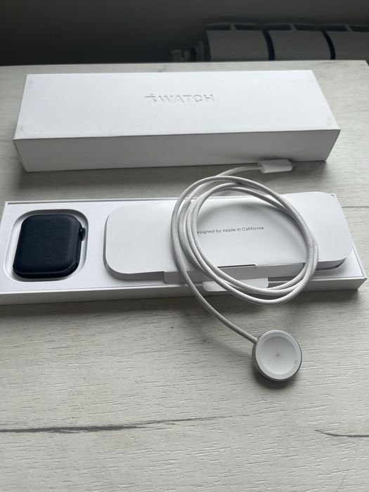 Продам Apple watch 9