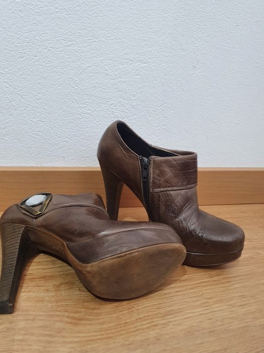 Botins castanhos altos (envio gratuito)