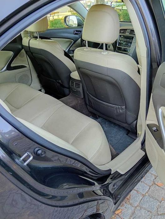 Lexus 220d  Bom estado geral / Revisão ok
