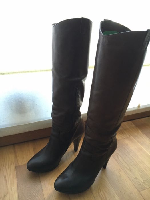 Bota castanha Agostini