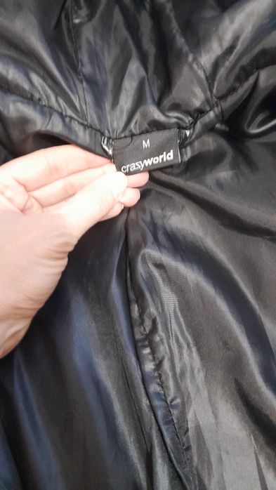 Куртка демі  розмір М. 44