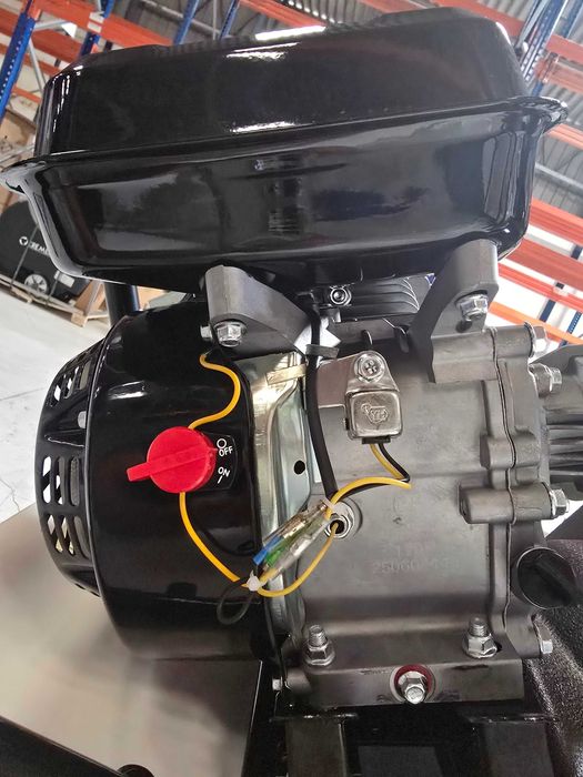 Lavadora alta pressão gasolina Kremer KR200H 170 bar 7HP nova