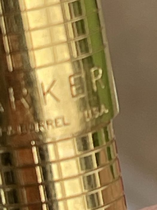 Caneta esferográfica PARKER 75 INSIGNIA 14 k GOLD FILLED- VINTAGE USA.