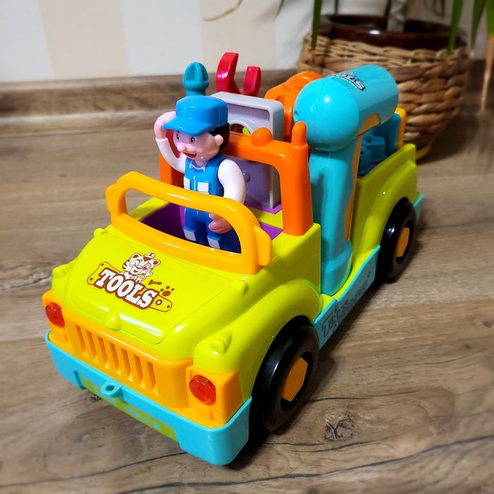 Музыкальная машинка-конструктор с инструментами  (789)