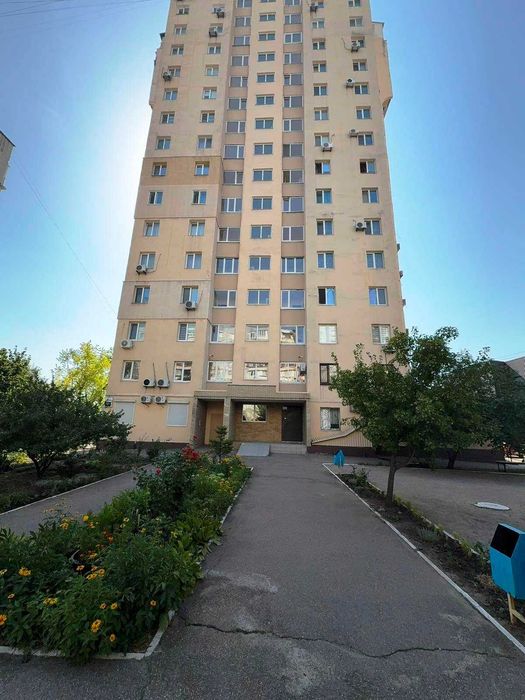 Продам 5-к квартиру, Хортицкий мкрн, пр. Юбилейный 14