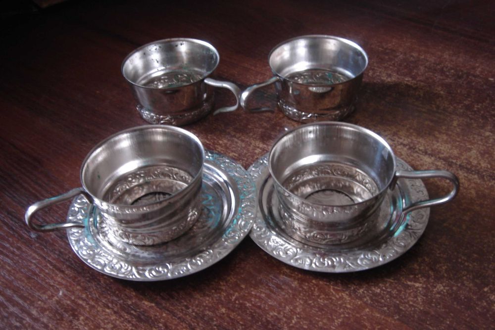 Продам одним лотом