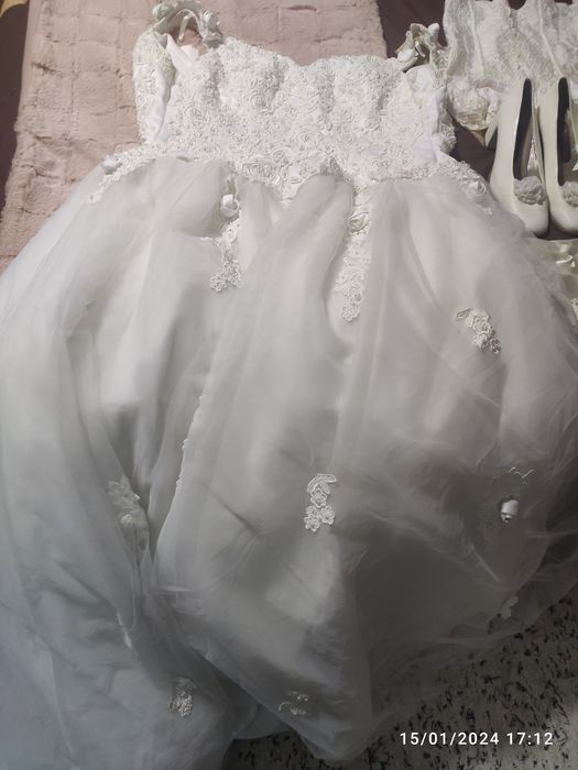 Vendo vestido de noiva completo