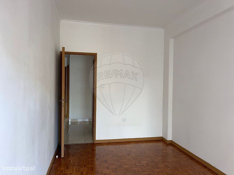 Apartamento T2 para arrendamento