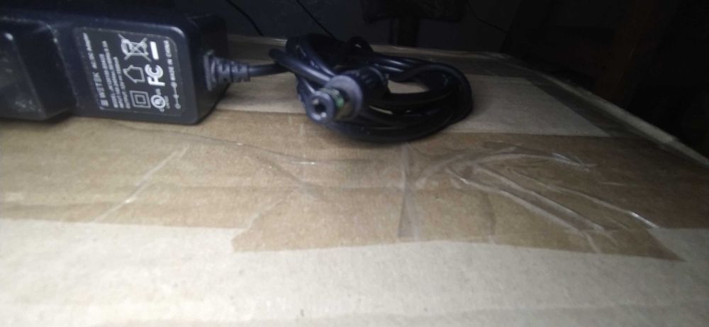 Блок питания зарядное устройство wetek jk120150-s04us 12v 1500mAh 1.5A