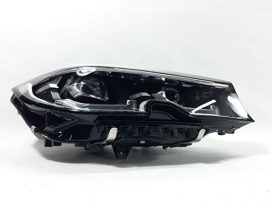 Фара передня права BMW 3 2019-2023 63118496160