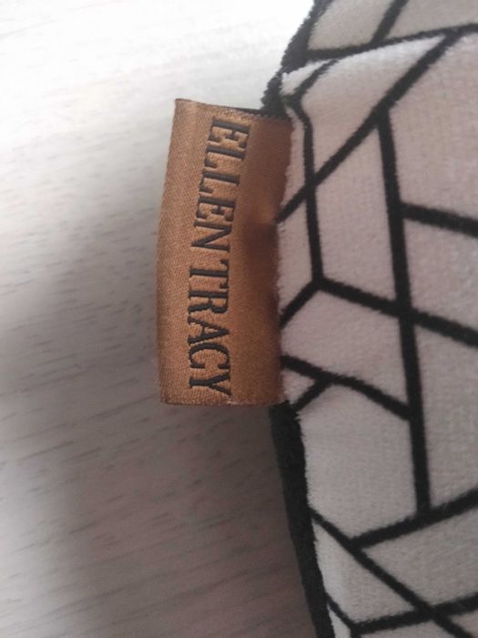 Turystyczna poduszka, zagłówek dwustronny w bardzo dobrym stanie