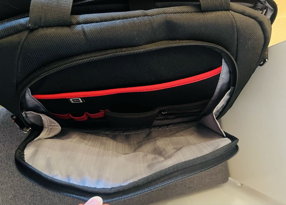 Mala para portátil Samsonite até 15” – funcional e espaçosa