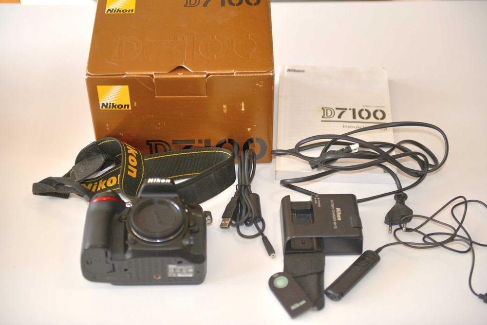 Lustrzanka Nikon D7100 Body, stan bardzo dobry, mały przebieg