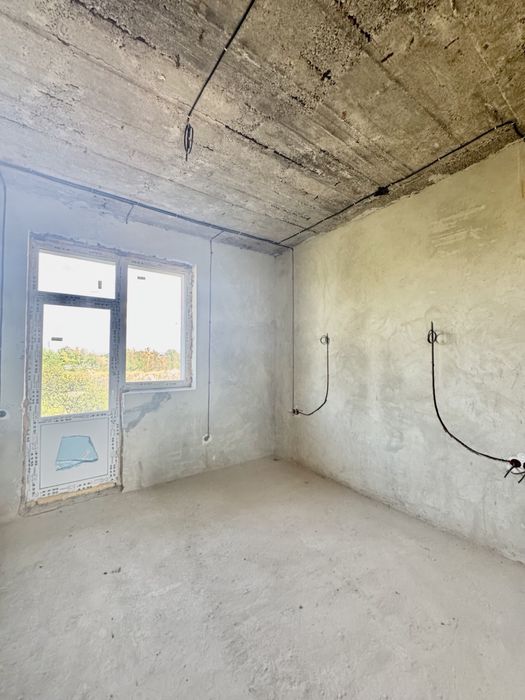 4-х кімнатна квартира в с. Підпечери, біля Івано-Франківська.