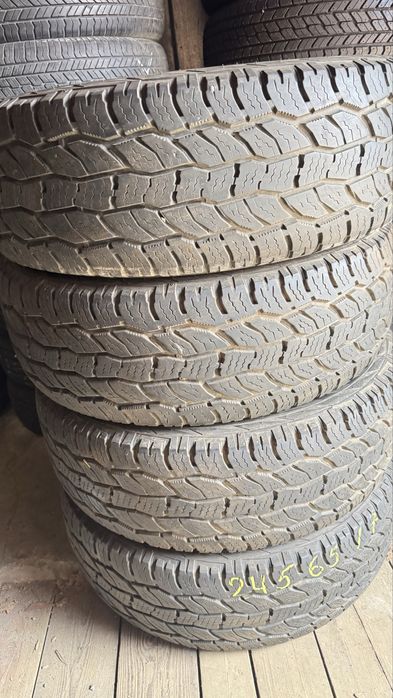 245/65 r17 Cooper Discoverer A/T шини комплект всесесонні
