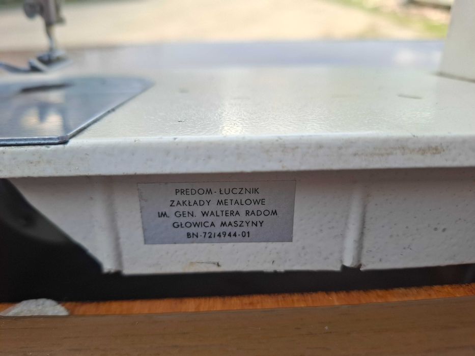 Maszyna do szycia ŁUCZNIK PREDOM 451 w szafce – Sprawna, Styl PRL / Retro