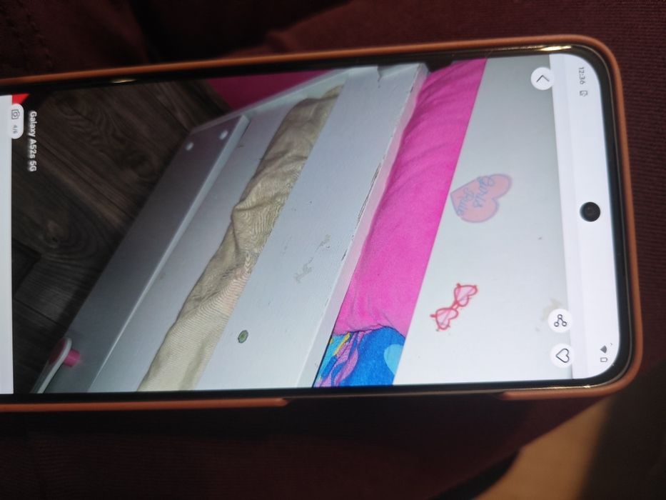 Łóżko w serce z barierka