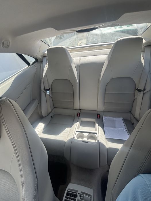 Mercedes E250 coupê